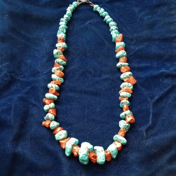 Vintage Turquoise Nugget & Coral Necklace 17.5" Long - Picture 1 of 15